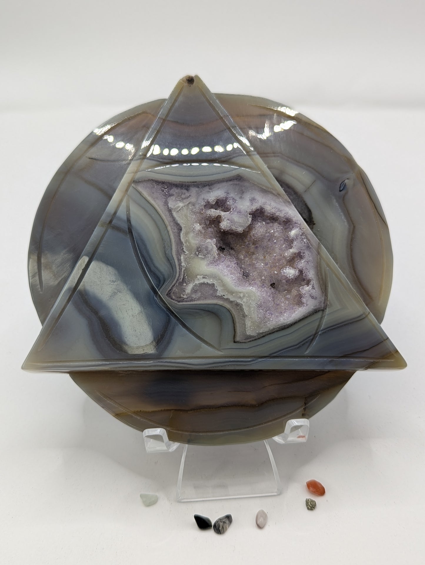 Druzy Agate & Amethyst Geometric Carving