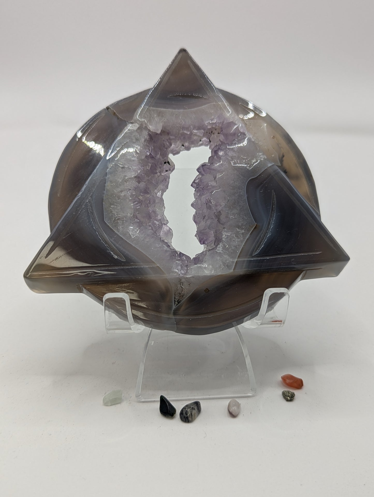 Druzy Agate & Amethyst Geometric Carving