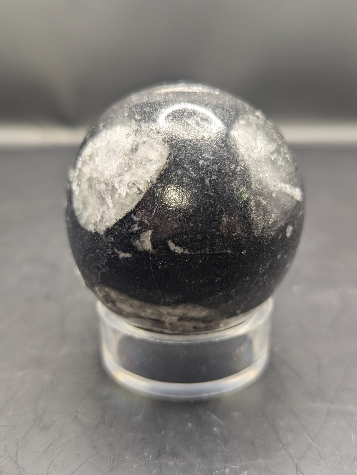 Orthoceras Sphere