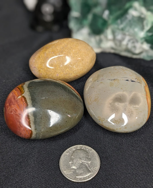 Polymorphic Jasper Palm Stones