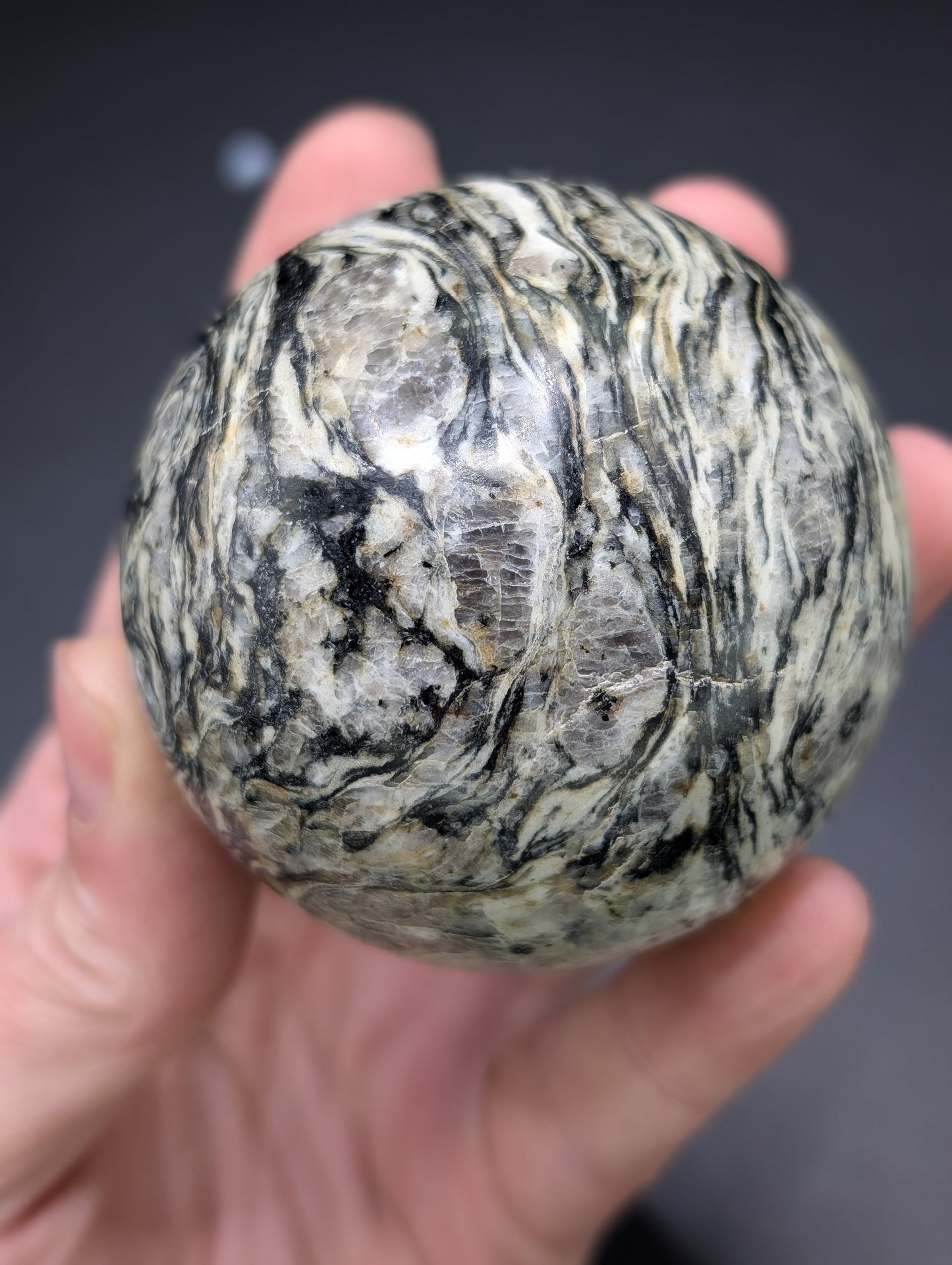 Dendritic Calcite Sphere